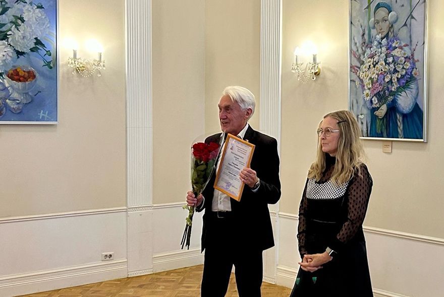 В Пензе открылась выставка «Девичьи игры»