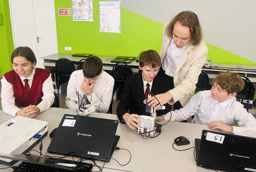 Артем Громов: «Я работаю там, где когда-то учился сам»