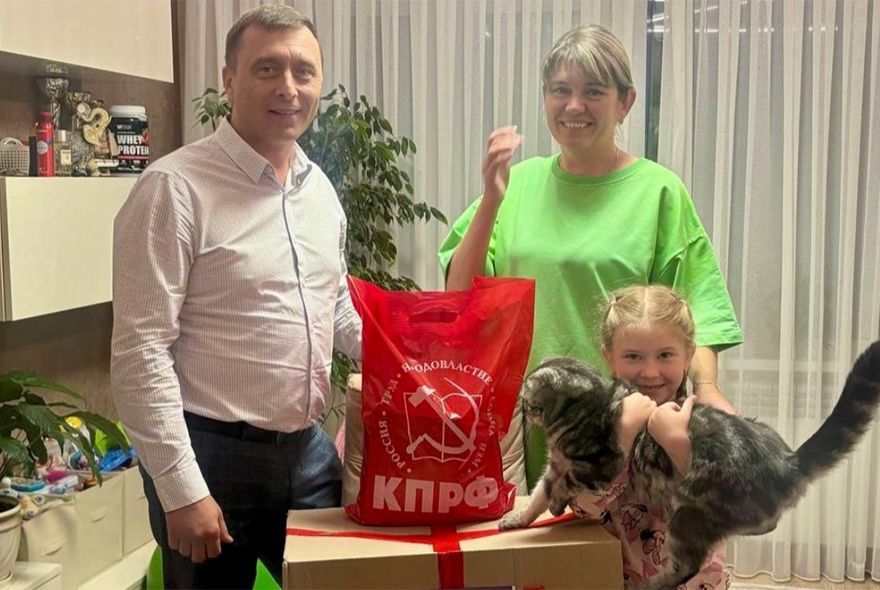 Депутаты гордумы участвуют в акции «Дорогою добра»