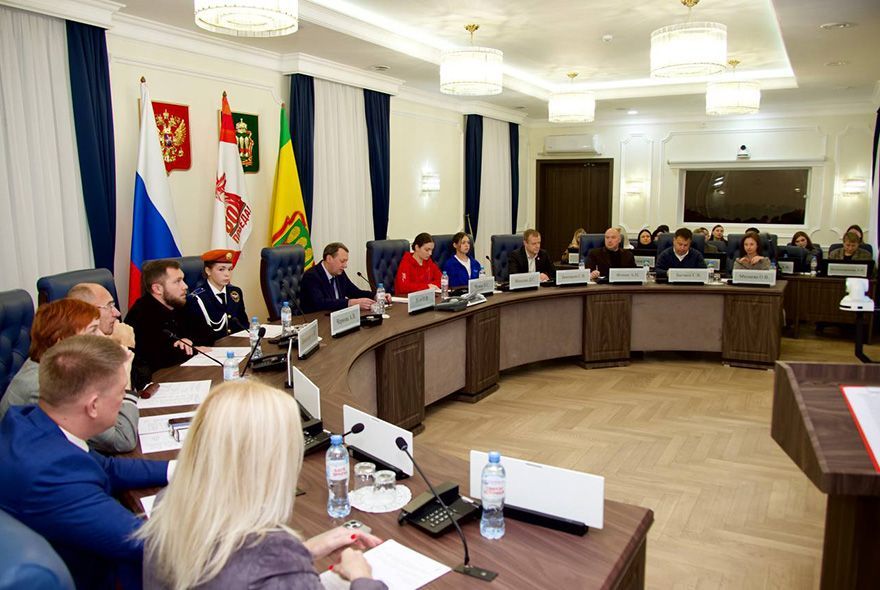 В Пензе подвели промежуточные итоги деятельности "Движения первых"