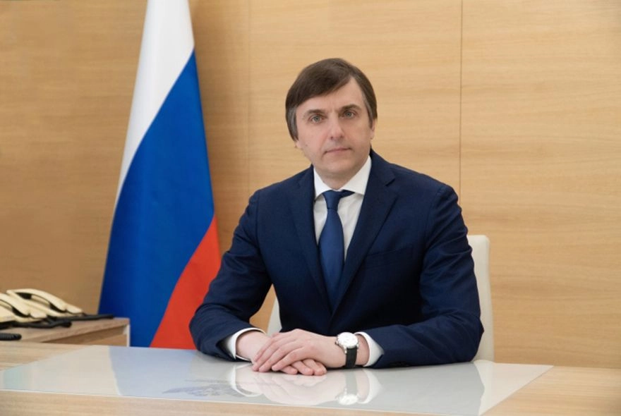 Министру можно написать в чате