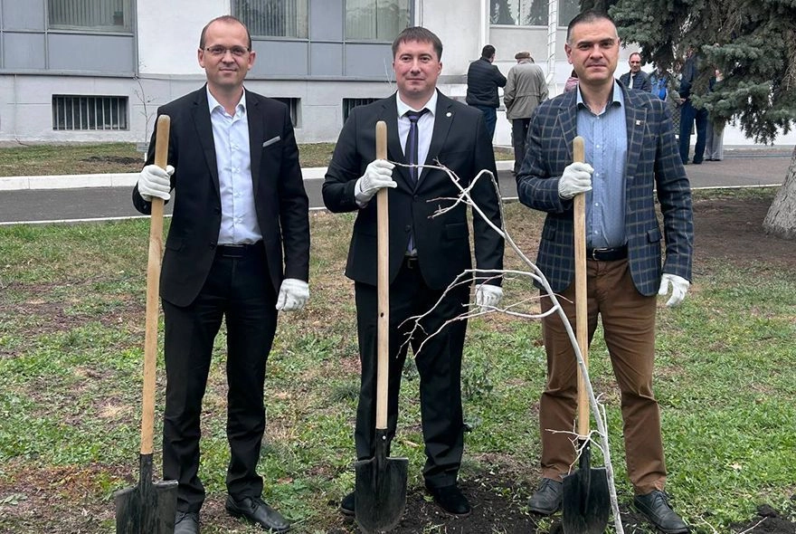 На пензенском предприятии открыли аллею трудовых династий