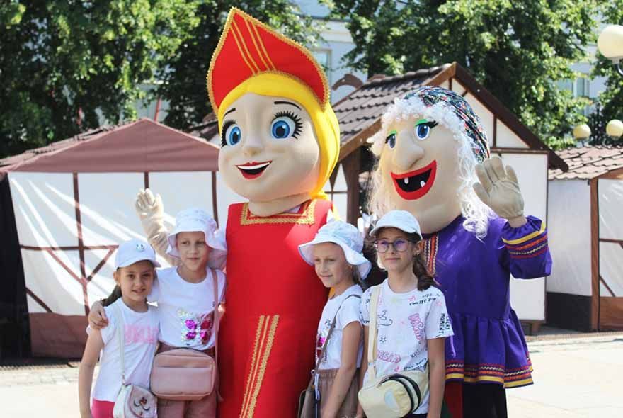 Литературный фестиваль собирает семьи на выходные