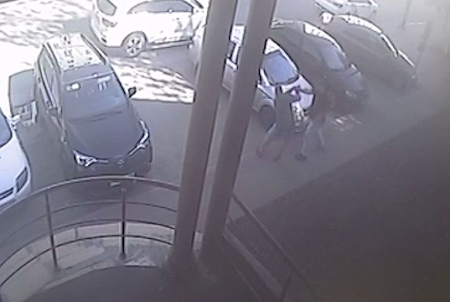 Грабеж средь бела дня в центре Пензы