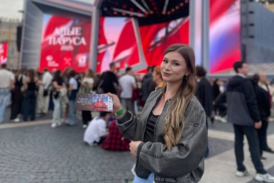 Пензячка побывала на «Алых парусах» в Питере