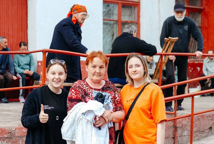 С верой в лучшее