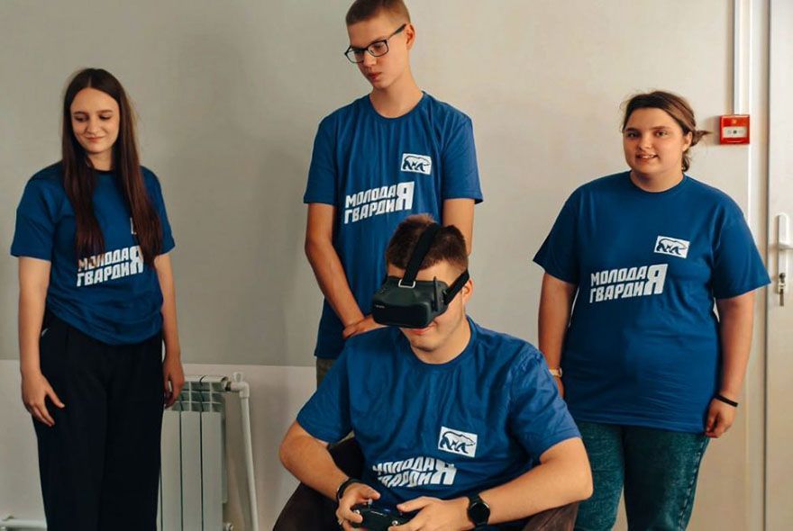 В Пензе молодежь учится управлять дронами