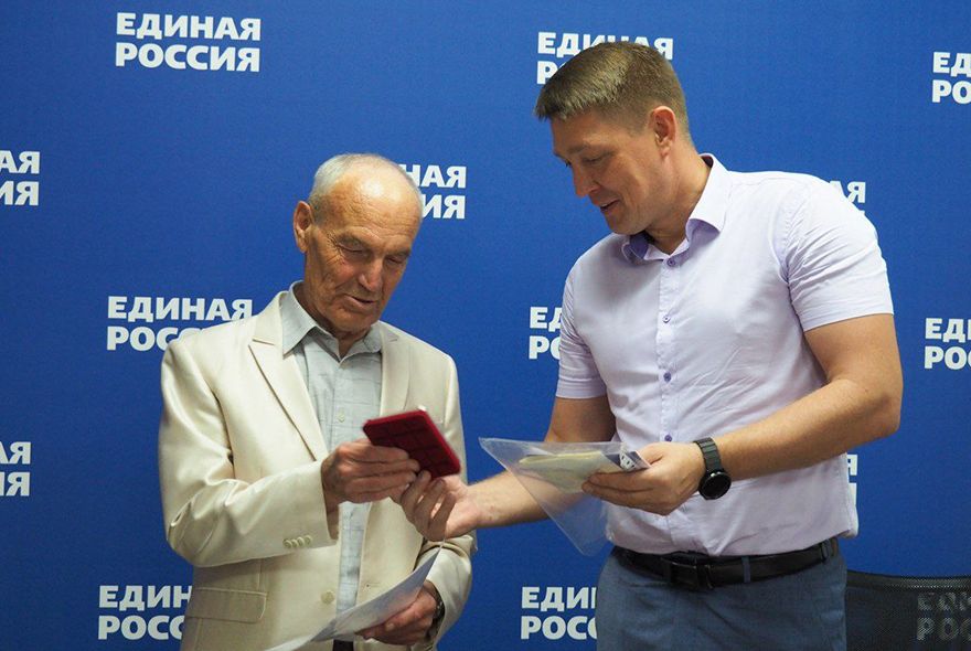 Пензенцу присвоено звание «Почетный энергетик»