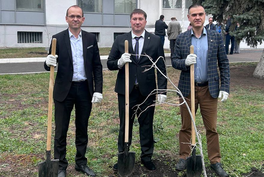 На пензенском предприятии открыли аллею трудовых династий