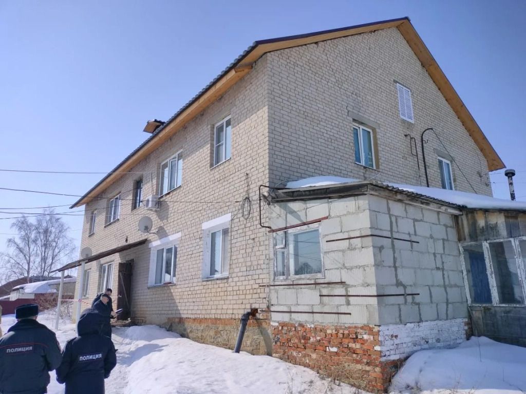 Выжила супружеская пара