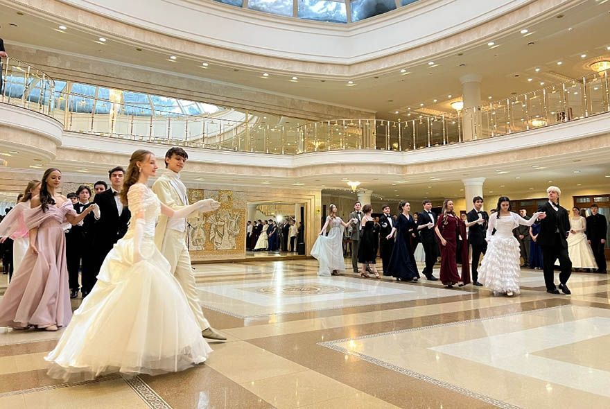 В Пензе прошел первый губернский студенческий бал