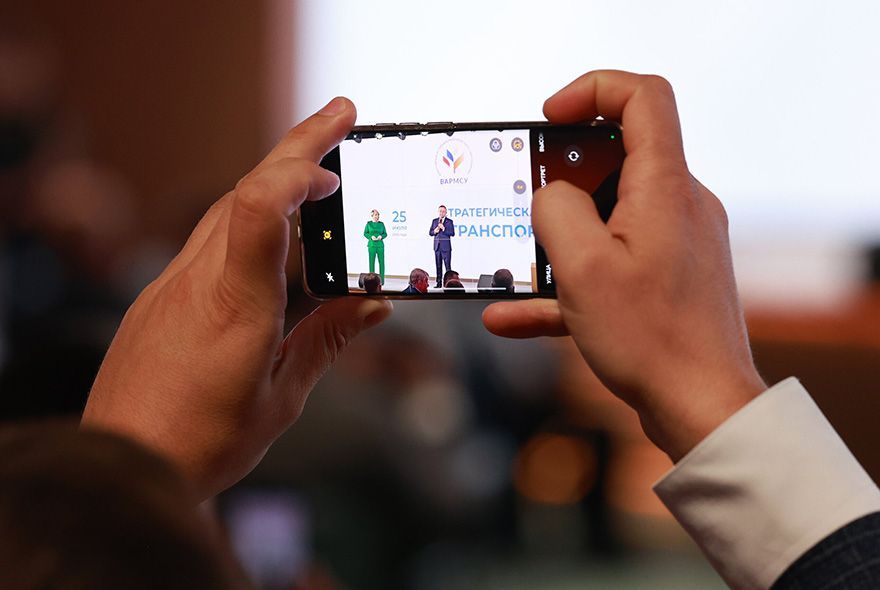 Александр Бедикин принял участие в «Муниципальном диалоге»