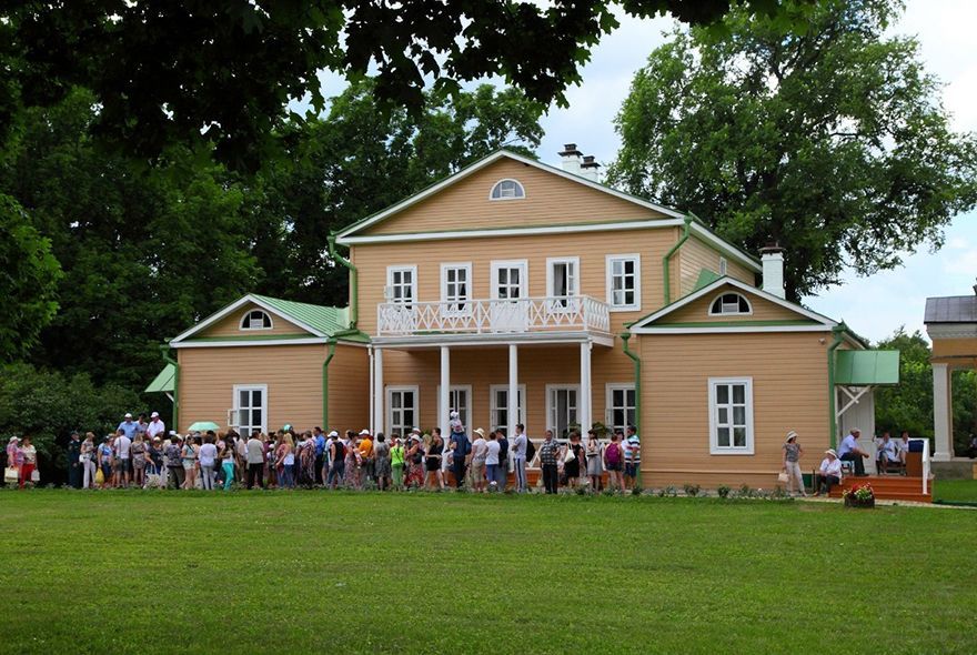 В объятья русской старины