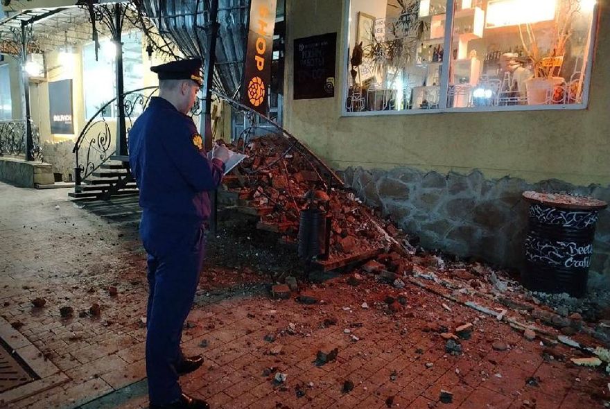 На Московской рушится историческое здание