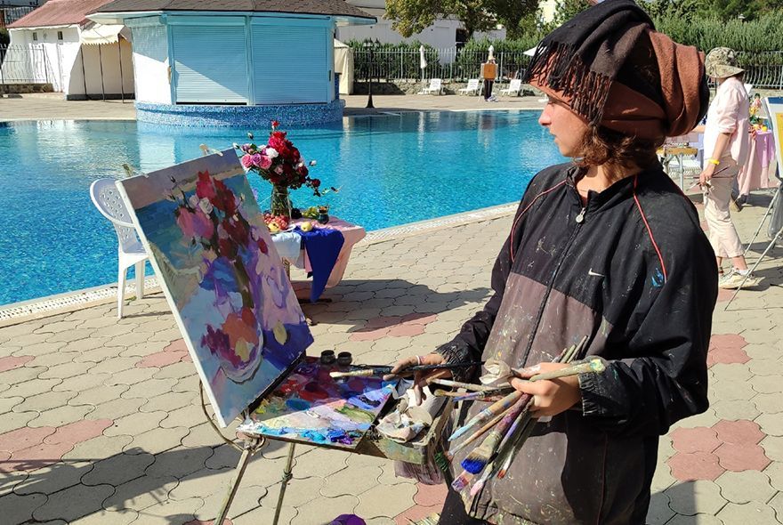 Пензенские художницы работают в Коктебеле