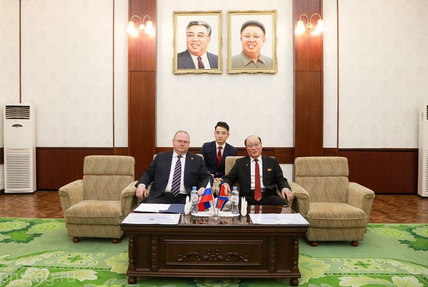 Олег Мельниченко встретился с послом КНДР