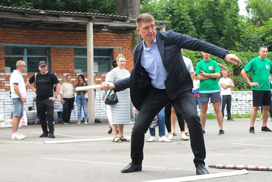 В Пензе соревновались чиновники