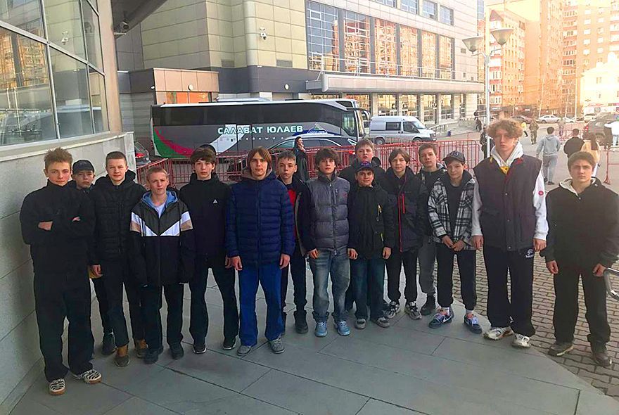 Пензенские хоккеисты продолжают серию побед 