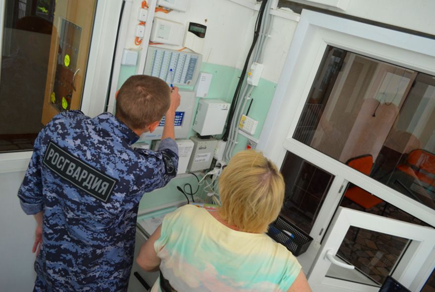 Росгвардия проверяет защищенность пензенских школ