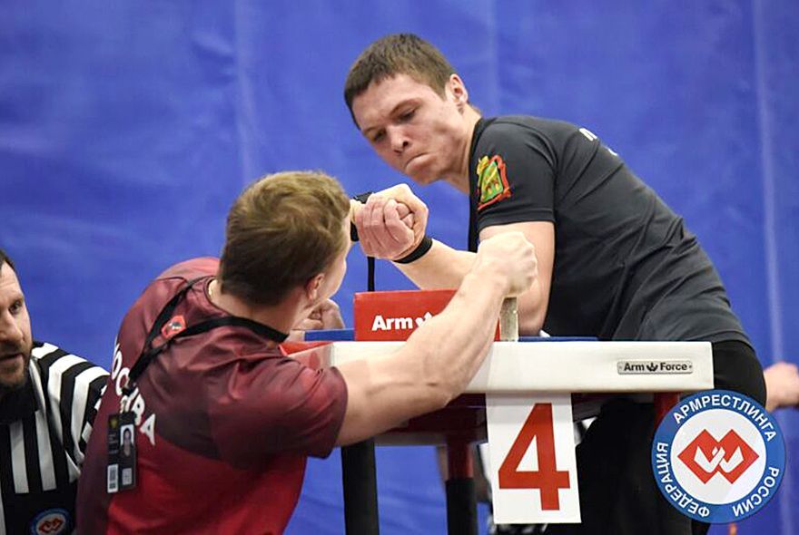 Пензенский атлет завоевал бронзу на первенстве России по армрестлингу  