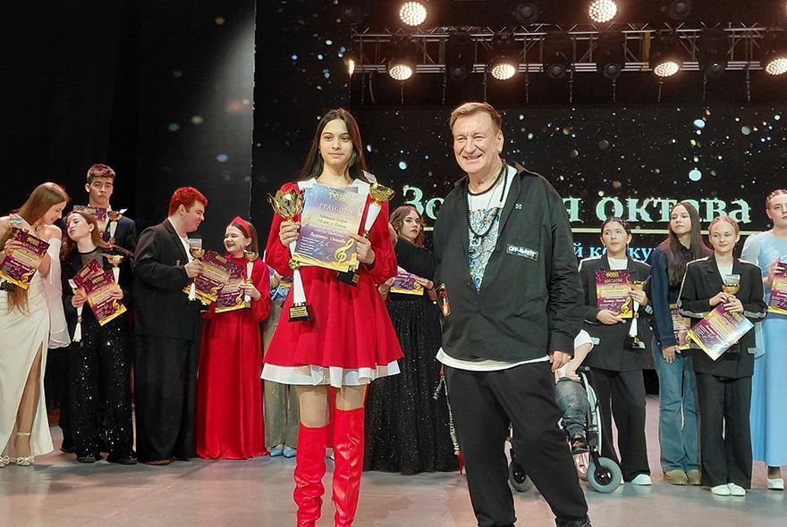 На родной сцене