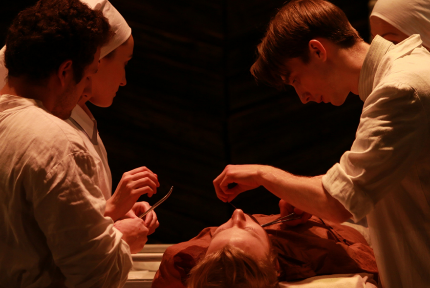 Афиша на неделю: в Доме офицеров «Записки юного врача»