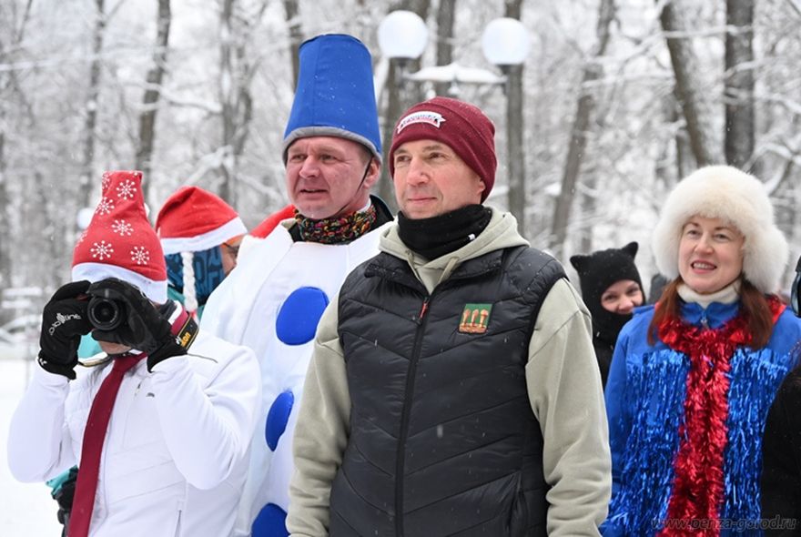 В Пензе прошел предновогодний забег «5 вёрст»  