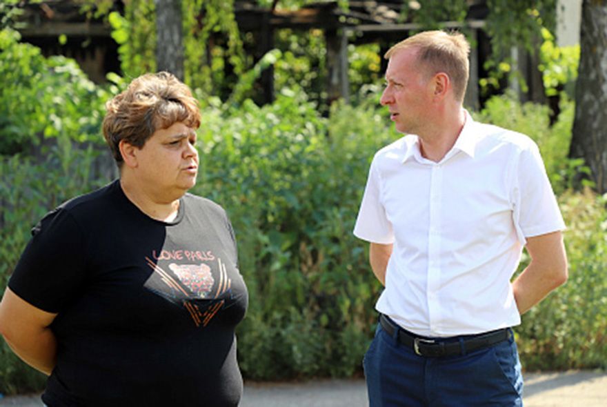 Денис Соболев встретился с жителями острова Пески