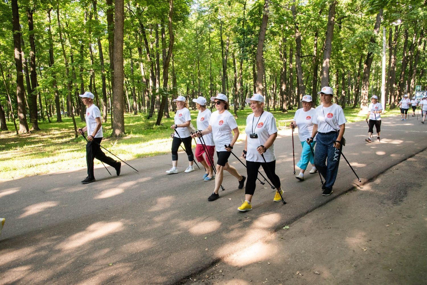 Физкульт-привет, девчата!