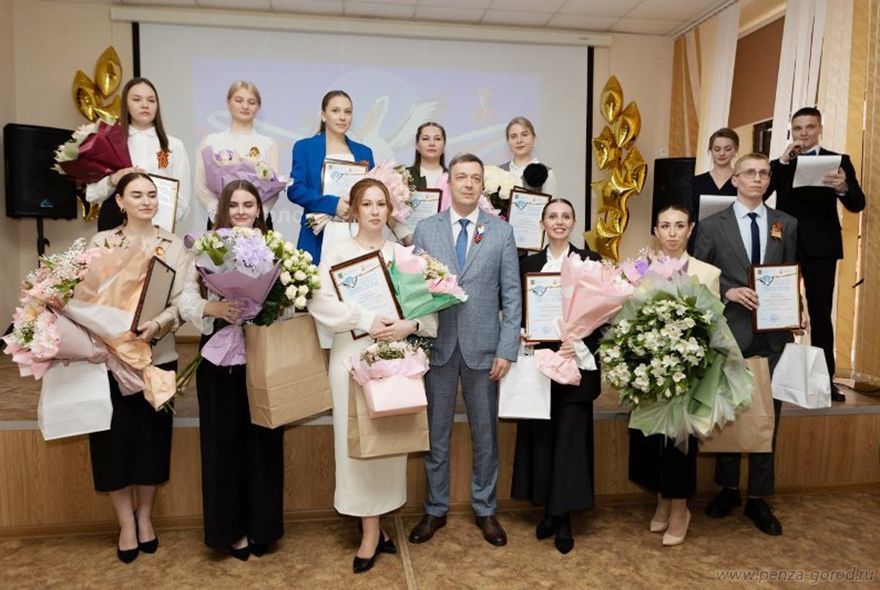 В Пензе подвели итоги конкурса «Молодой учитель-2025»