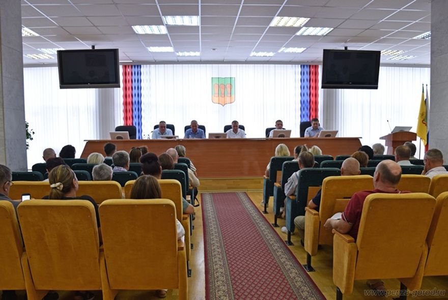 В Пензе управляющие компании обязали открывать подвалы при угрозе с воздуха