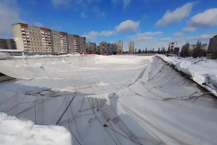 В Пензе обрушилась кровля спорткомплекса
