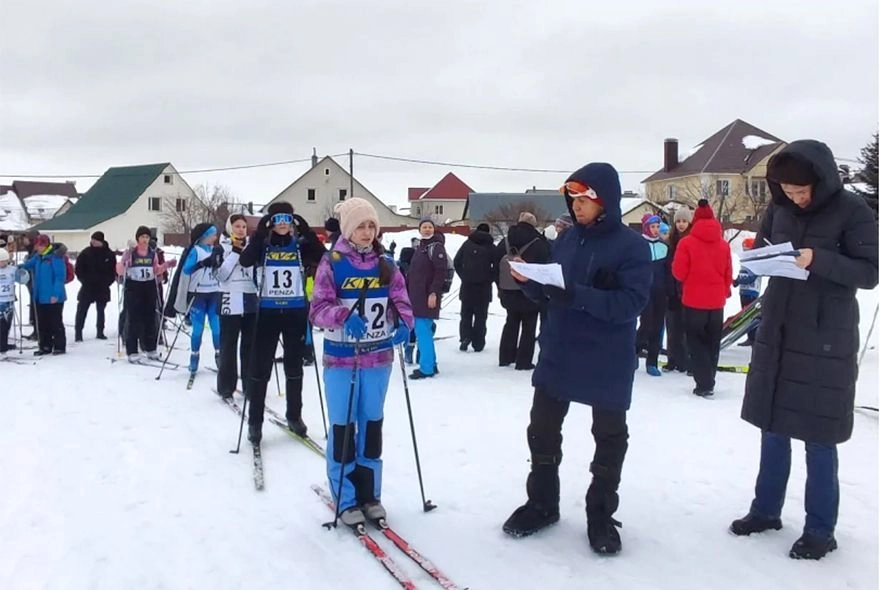 В Пензе прошли лыжные гонки среди школьников