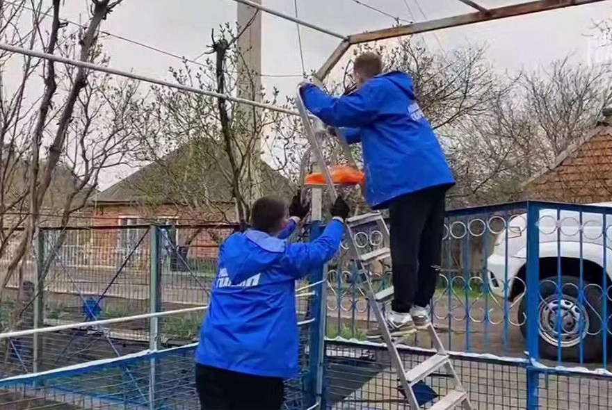 Пензенские активисты  - для  Токмака