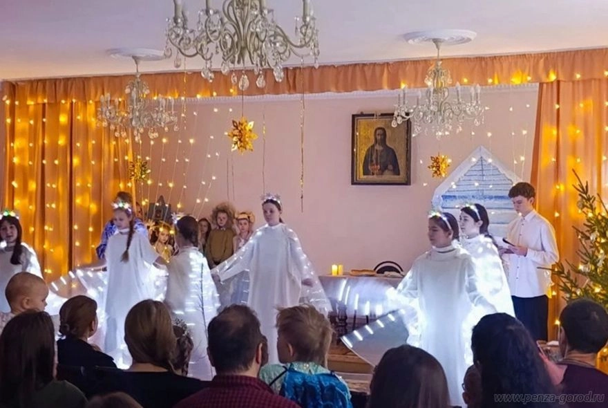 Елка в соборе